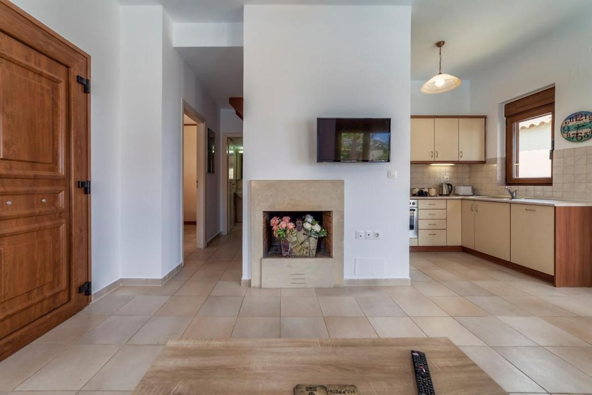 Karena Seaview Villa Gerani Chanion Екстериор снимка