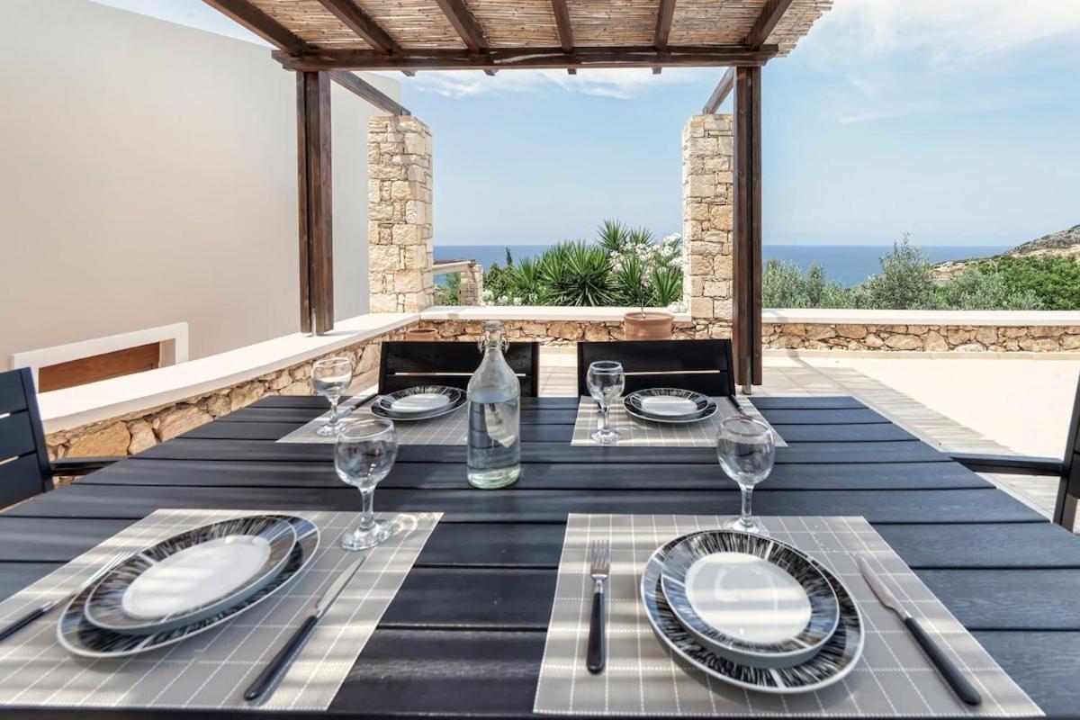 Karena Seaview Villa Gerani Chanion Екстериор снимка